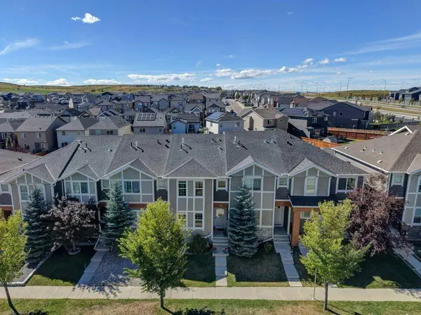 963 Nolan Hill BLVD NW, Calgary, AB T3R 0W1