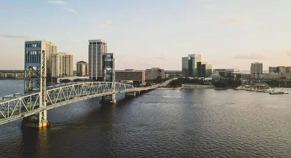 feature image of The Best Jacksonville Neighborhoods for Fishing, Boating, and Water Access