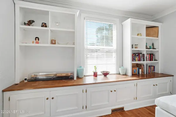 1266 BELMONT TER, Jacksonville, FL 32207