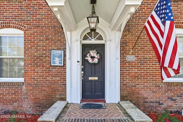 1266 BELMONT TER, Jacksonville, FL 32207