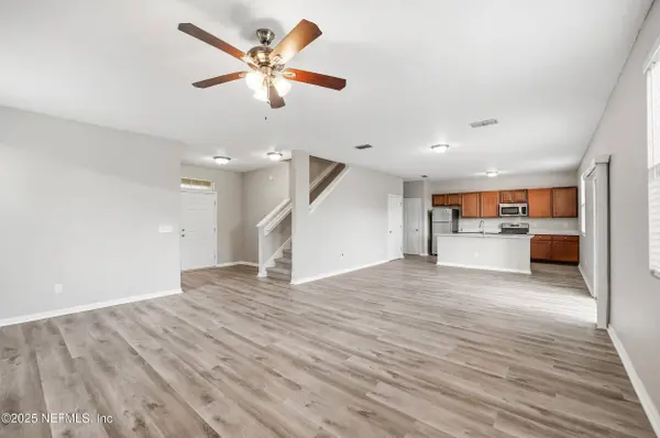 3252 CANYON FALLS DR, Green Cove Springs, FL 32043