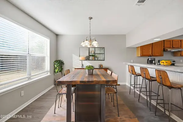 8428 COUNTRY BEND CIR E, Jacksonville, FL 32244