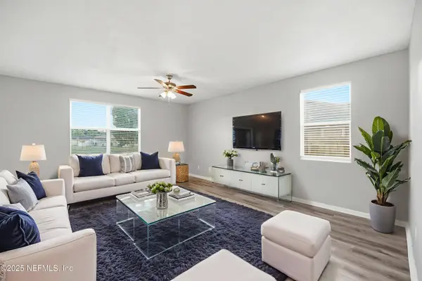 3252 CANYON FALLS DR, Green Cove Springs, FL 32043