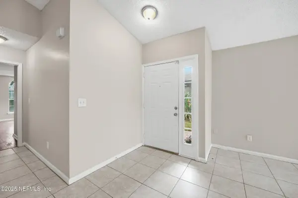 905 GAVAGAN RD, Jacksonville, FL 32233