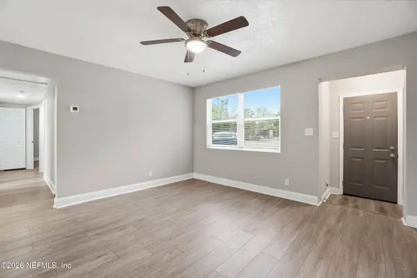 7428 RENTZ CT, Jacksonville, FL 32211