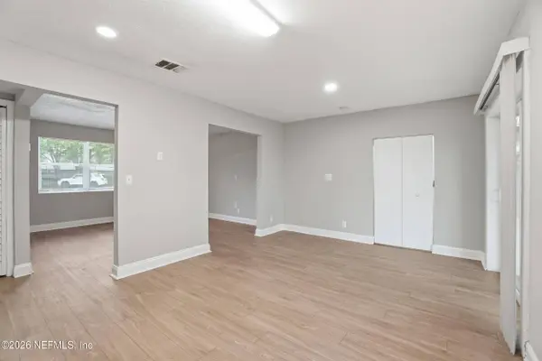 7428 RENTZ CT, Jacksonville, FL 32211