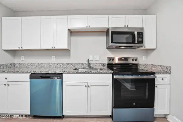 7428 RENTZ CT, Jacksonville, FL 32211