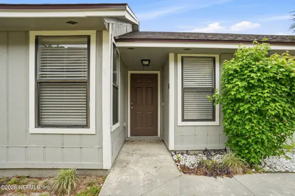 8761 PINEVALLEY LN, Jacksonville, FL 32244