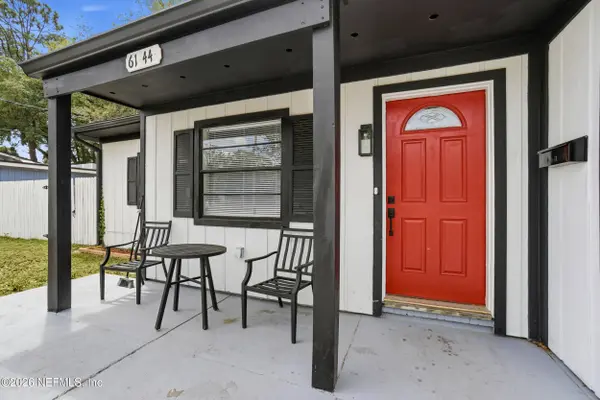 6144 FORDHAM CIR W, Jacksonville, FL 32217