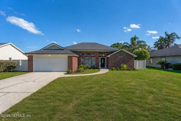 3217 GRAND TETON DR, Middleburg, FL 32068
