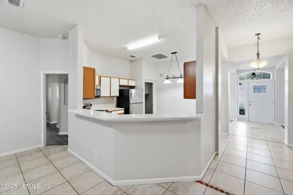 3374 CAROLINE RIDGE LN E, Jacksonville, FL 32225