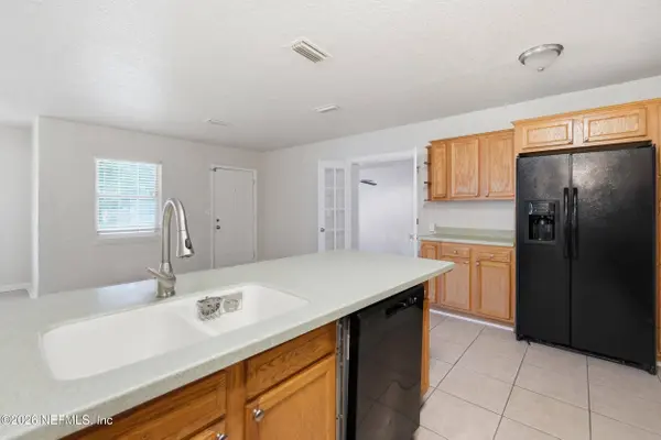 5886 OAKLANE DR, Jacksonville, FL 32244