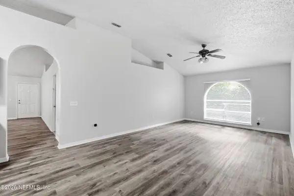 3227 SHADOW CREEK RD, Jacksonville, FL 32226