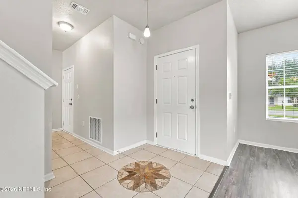 1936 MCGIRTS POINT BLVD, Jacksonville, FL 32221