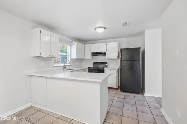 11631 GWYNFORD LN, Jacksonville, FL 32223