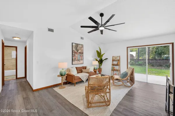 1569 Hayworth CIR NW, Palm Bay, FL 32907