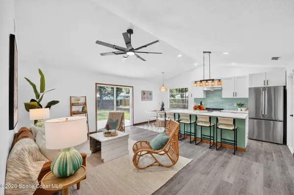 1569 Hayworth CIR NW, Palm Bay, FL 32907