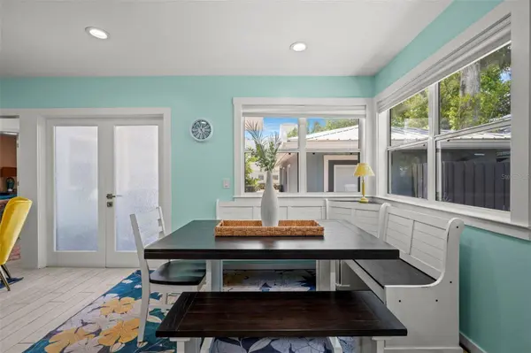 1841 LAUREL ST, Sarasota, FL 34236