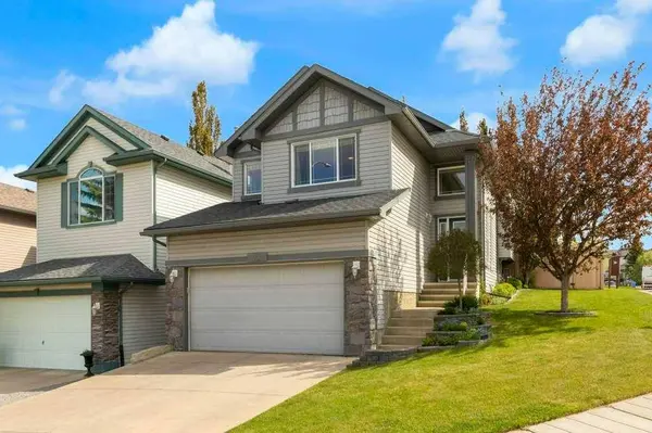 36 Rockyspring Rise NW, Calgary, AB T3G 5Z9