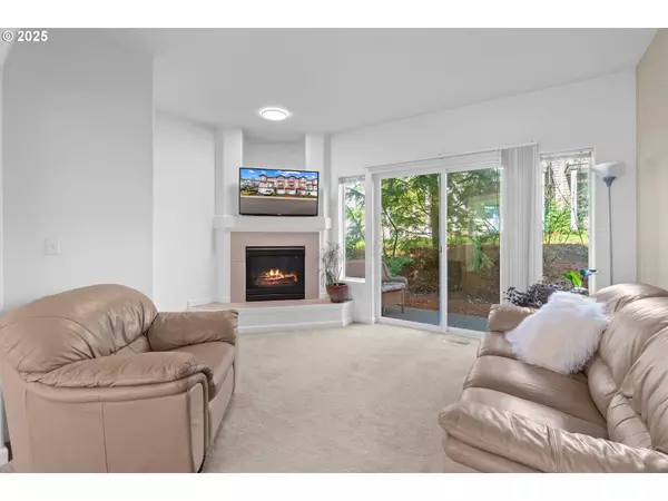 15285 SW WARBLER WAY #102, Beaverton, OR 97007