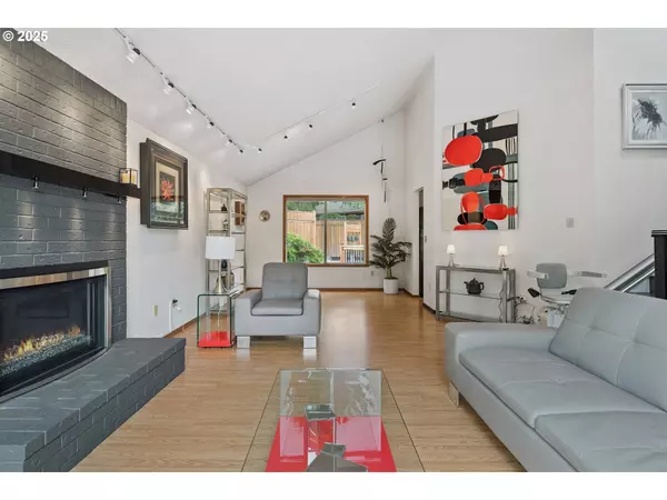 2053 SE 73RD AVE, Hillsboro, OR 97123