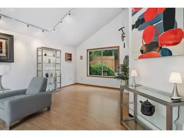 2053 SE 73RD AVE, Hillsboro, OR 97123