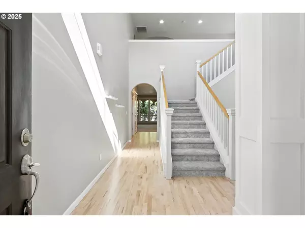 23798 SW HERON LAKES DR, Sherwood, OR 97140