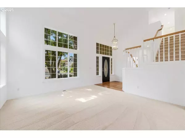 16403 SW LEEDING LN, Tigard, OR 97223