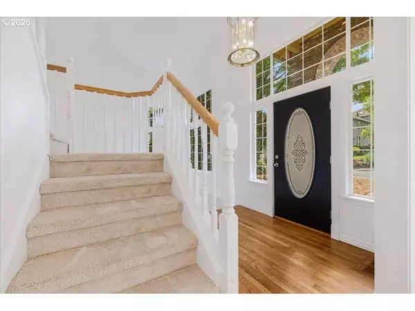 16403 SW LEEDING LN, Tigard, OR 97223