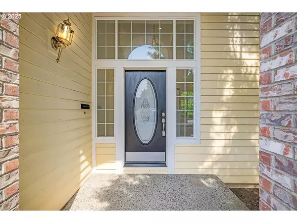 16403 SW LEEDING LN, Tigard, OR 97223