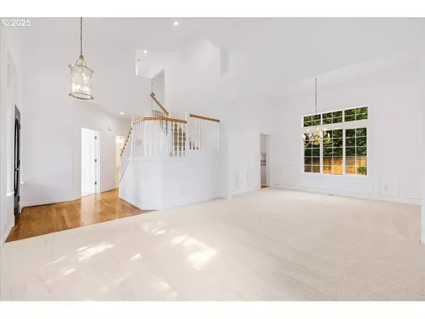 16403 SW LEEDING LN, Tigard, OR 97223