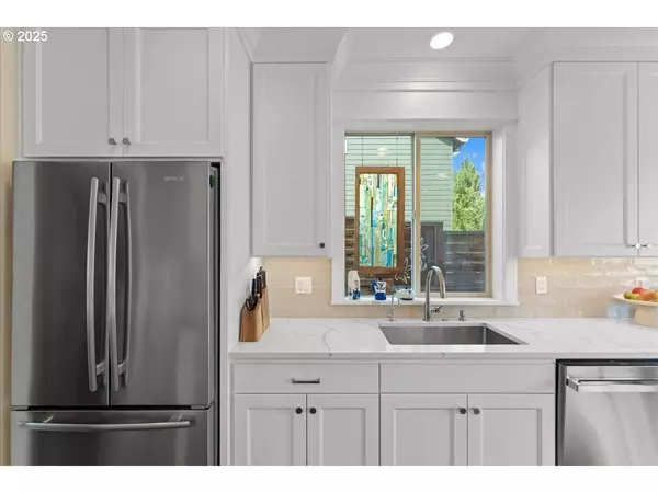 22382 SW 107TH AVE, Tualatin, OR 97062