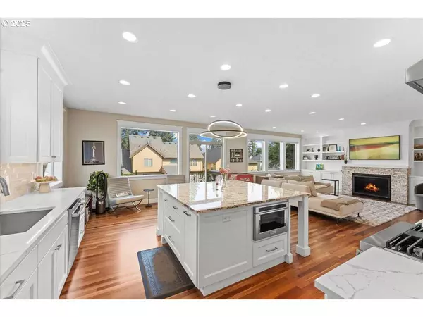 22382 SW 107TH AVE, Tualatin, OR 97062