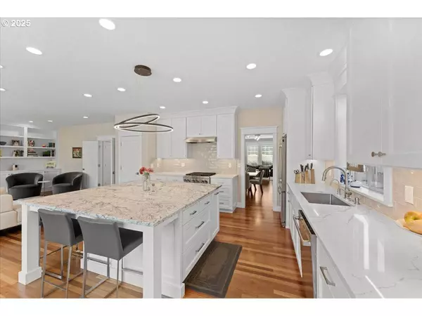 22382 SW 107TH AVE, Tualatin, OR 97062