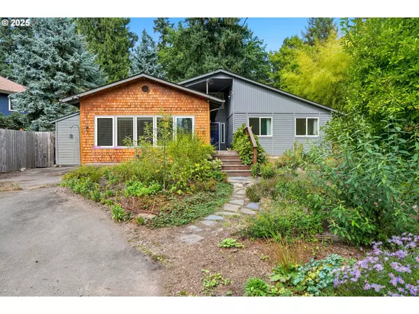 1389 SW TAYLORS FERRY CT, Portland, OR 97219