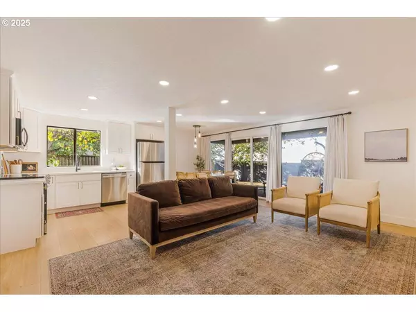 1485 SE JACQUELIN DR, Hillsboro, OR 97123