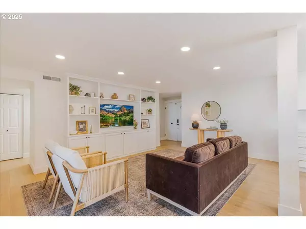 1485 SE JACQUELIN DR, Hillsboro, OR 97123