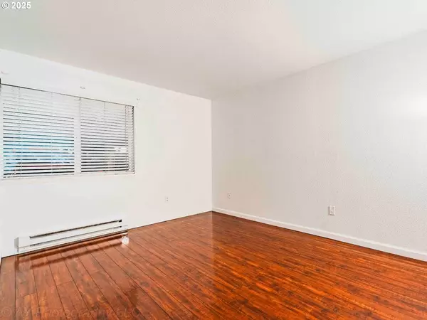 9455 SW 146TH TER #D 2, Beaverton, OR 97007