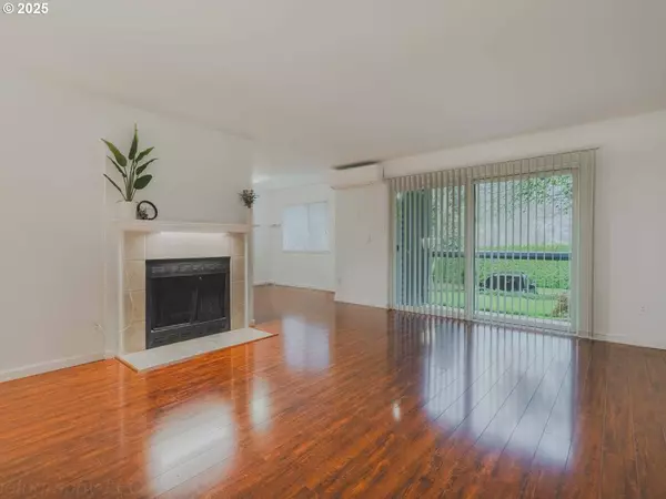 9455 SW 146TH TER #D 2, Beaverton, OR 97007