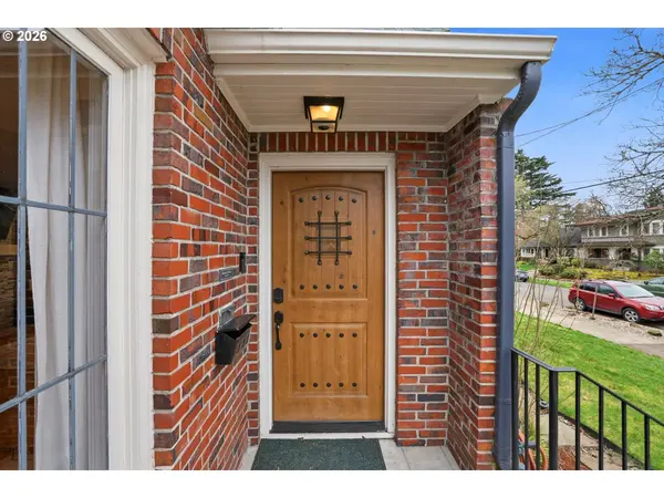 7124 SE 32ND AVE, Portland, OR 97202