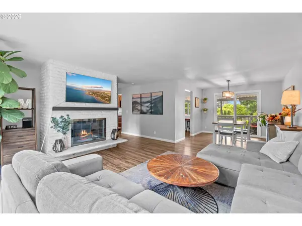 855 SW SPRING LN, Portland, OR 97225