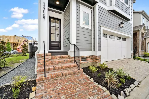 14007 Memorial Reserve PL, Houston, TX 77079