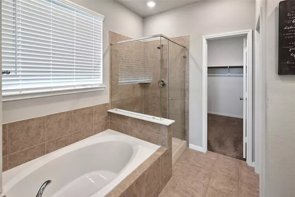 5936 Pearland PL, Pearland, TX 77581