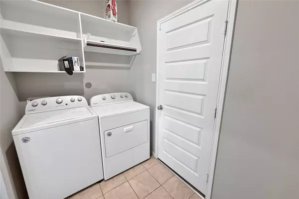 5936 Pearland PL, Pearland, TX 77581