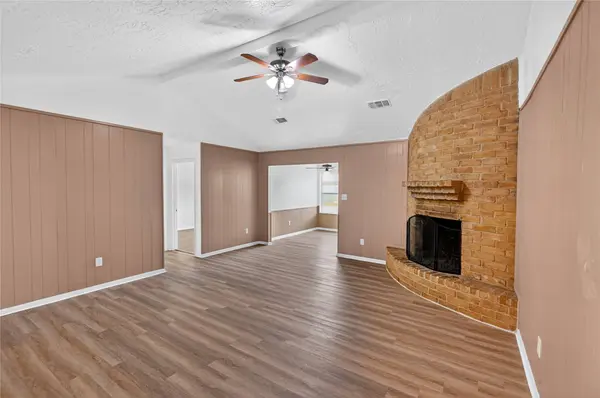 12614 Hunting Brook DR, Houston, TX 77099