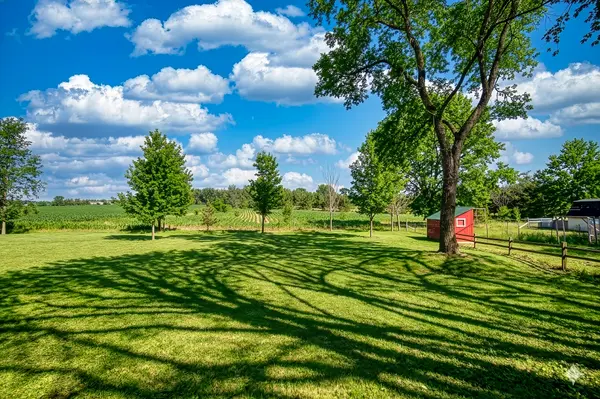 N2625 W County Road A, Cascade, WI 53011-1155