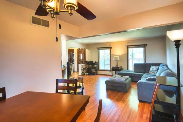 1362 S 91st STREET, West Allis, WI 53214