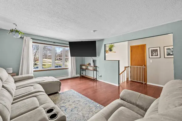 605 Juniper COURT, West Bend, WI 53095