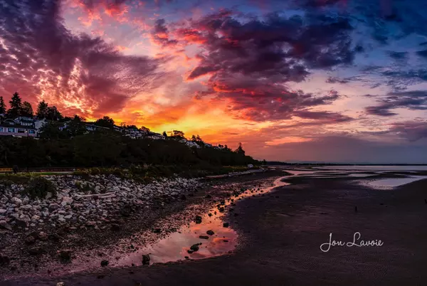 Comprehensive Analysis of October 2025 Fraser Valley Real Estate Market Data