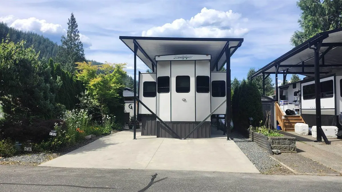 14600 Morris Valley Rd #102, Fraser Valley, BC V0M 1A1
